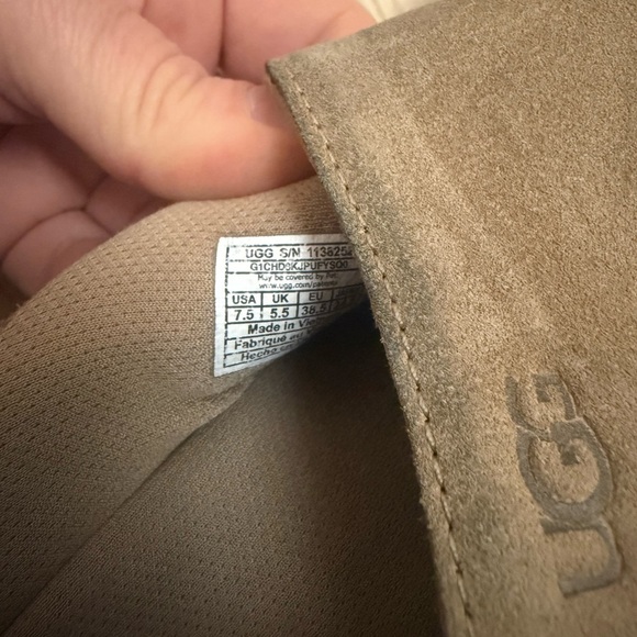 UGG Goldenstar women’s clogs size 7.5 - Picture 9 of 9